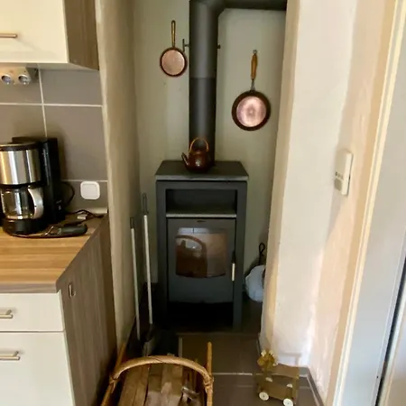 Mit Schoener Terrasse. Διαμέρισμα